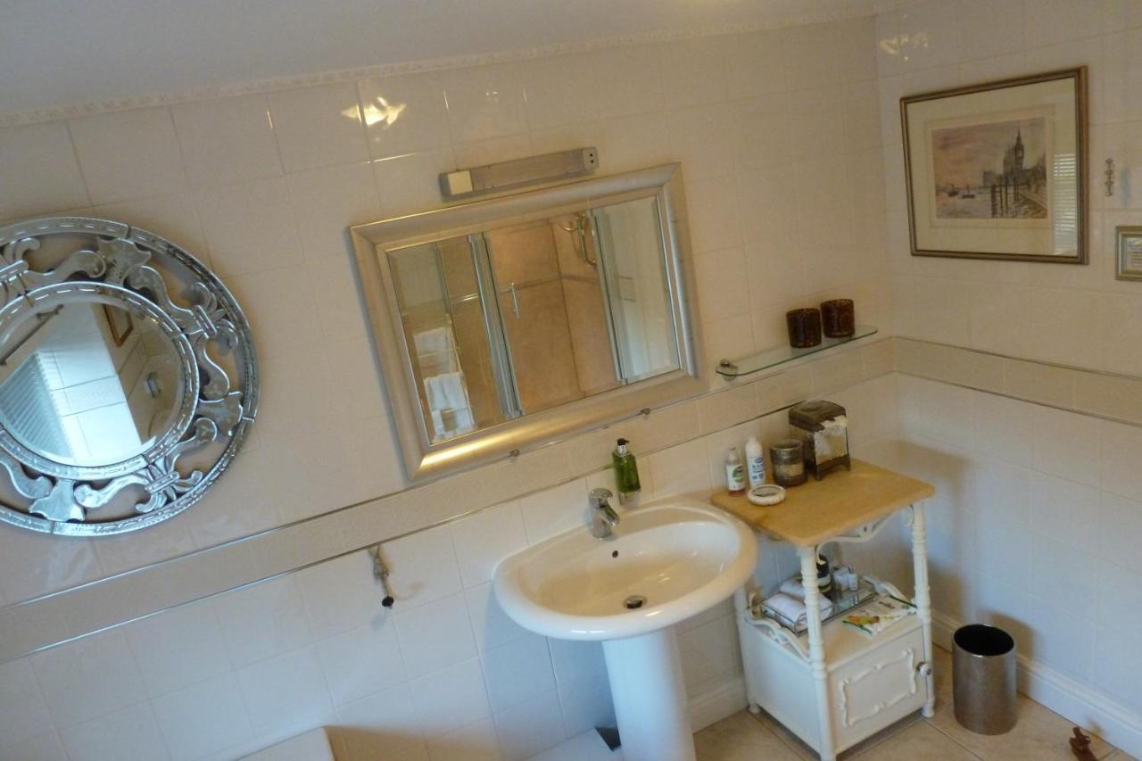 Newark Lodge Guest House ภายนอก รูปภาพ