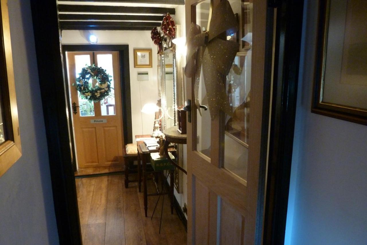 Newark Lodge Guest House ภายนอก รูปภาพ
